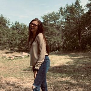 Meet your Posher, Baylee